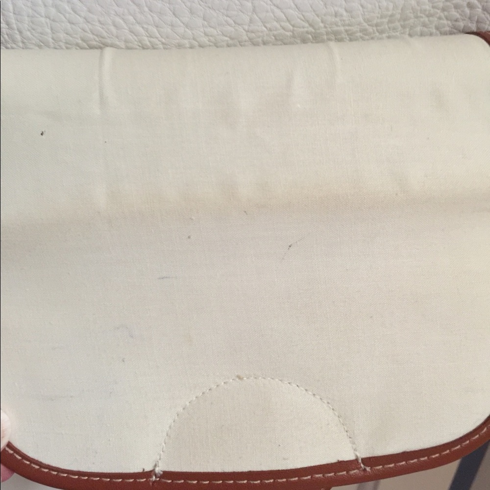 Michael Stevens white and tan crossbody bag - Picture 4 of 5